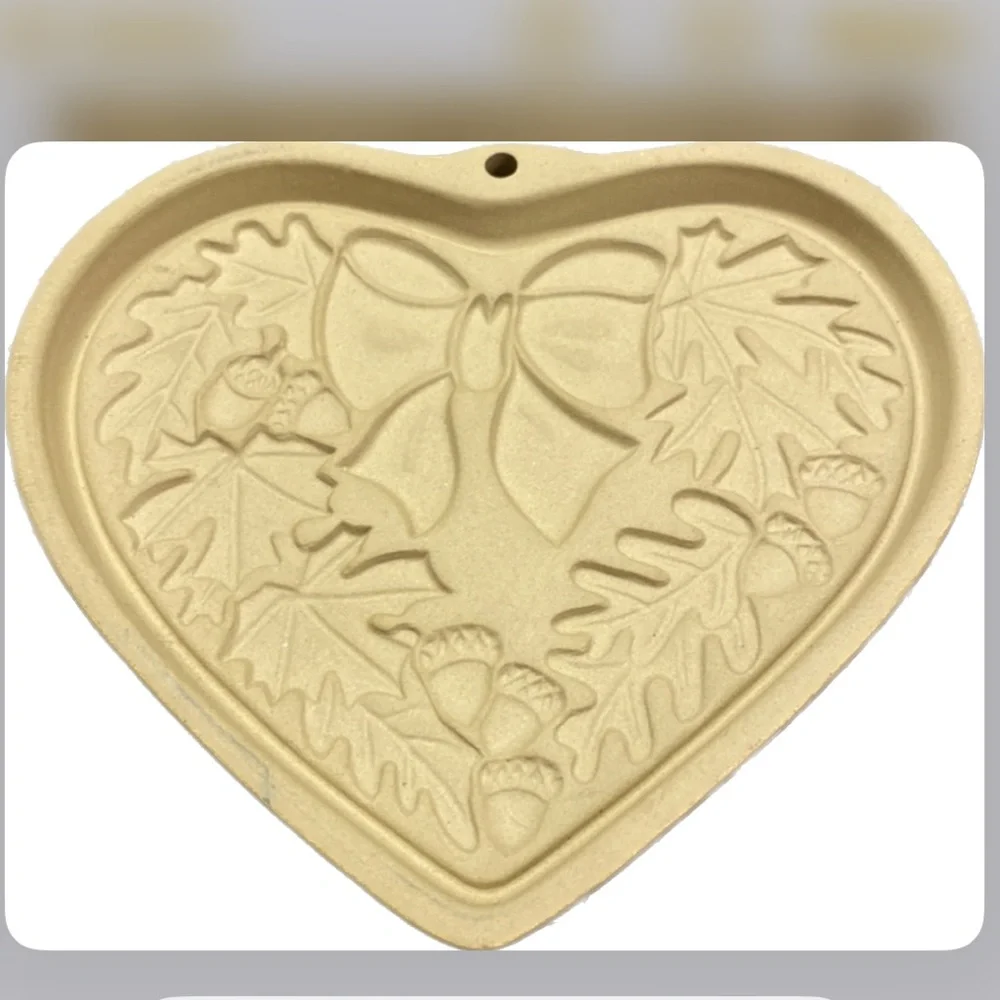 Pampered Chef Family Heritage Stoneware Autumn Wreath